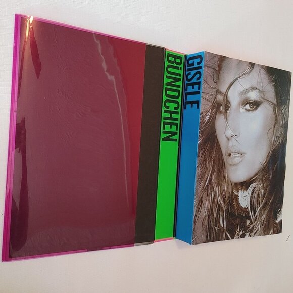 Gisele Bündchen Hardcover by TASCHEN May 22 2016 - Picture 1 of 7